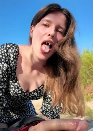 Watch Sloppy Blowjob At The Dunes I Think Someone Just Saw Me Swallowing His Cum Porn Movie Online Free